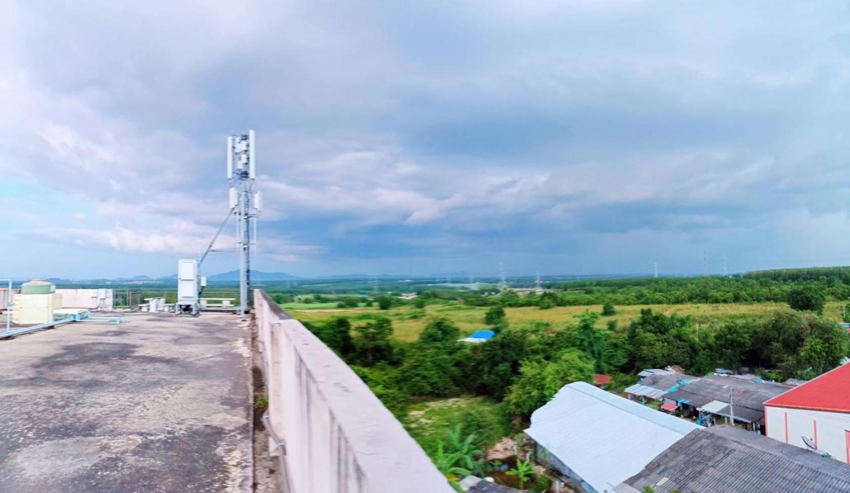 Room 9 Residence (Adults Only) Pluak Daeng Exterior photo
