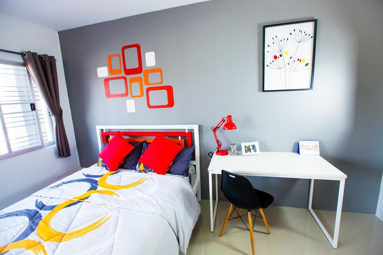 Room 9 Residence (Adults Only) Pluak Daeng Exterior photo